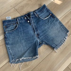 the most perfectly loved LEVIs 501 cutoffs